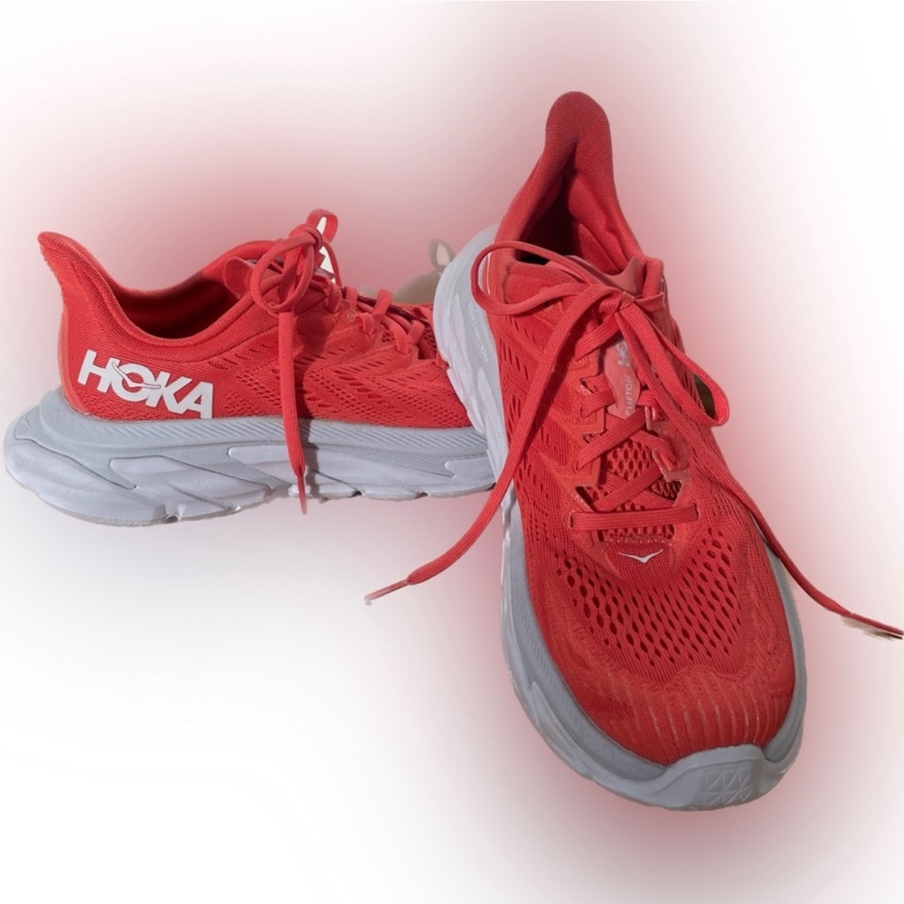 HOKA One One Clifton 7